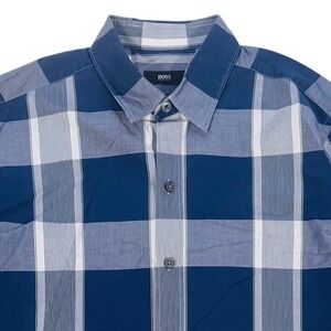 Hugo Boss Sharp Fit Blue White Plaid Cotton Long Sleeve Button Up Shirt Men's M
